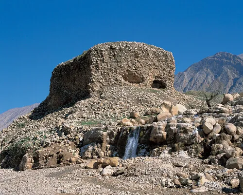 قلعه‌های باستانی گنجینه تاریخ و تمدن باشکوه و کهن کرمانشاه